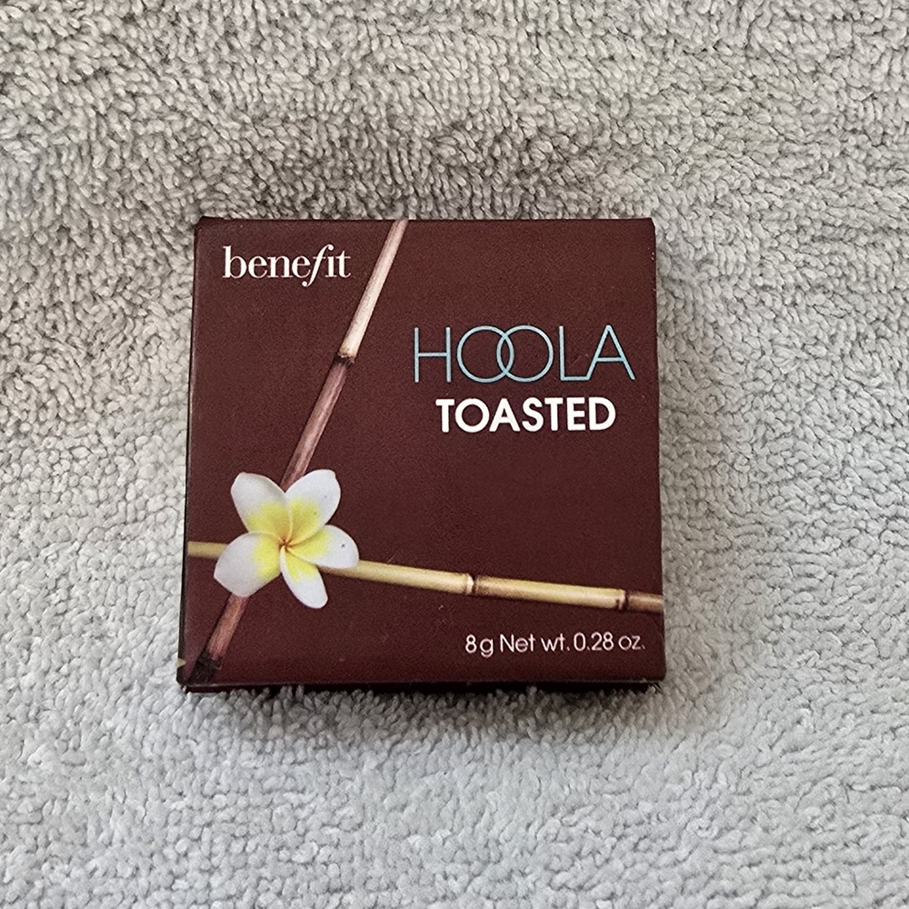 Benefit Hoola Toasted Bronzer